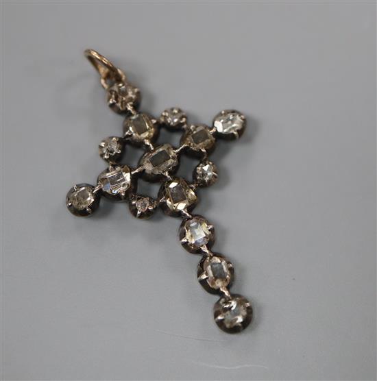 An antique white metal and rose diamond set cross pendant, 29mm, gross weight 1.3 grams.